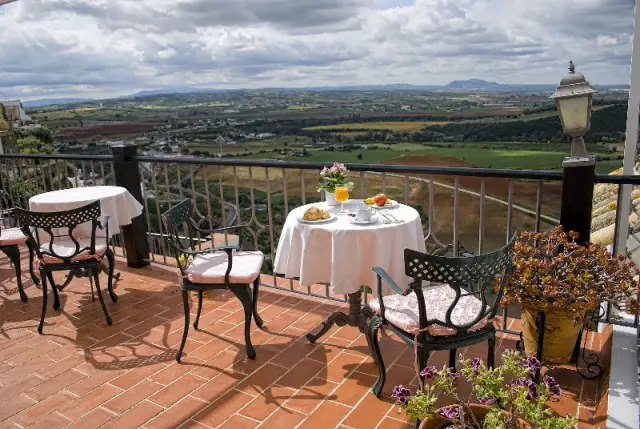 El Convento Hotel