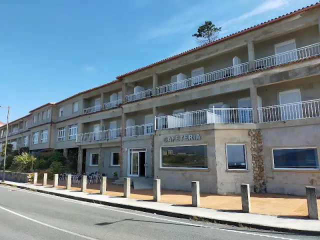 Hotel Rompeolas