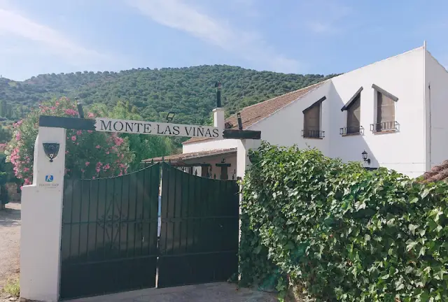 Rural Housing Monte las Viñas