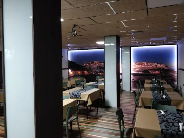 Hostal Restaurante El Volante by Gustum