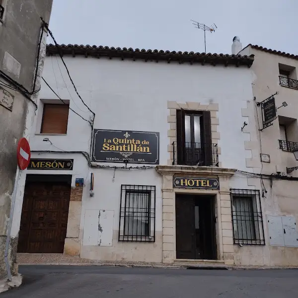 HOTEL LA QUINTA DE SANTILLAN