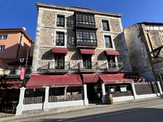 Hostal Esmeralda