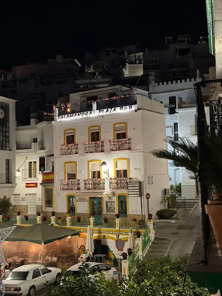 Salamandra Plaza B&B
