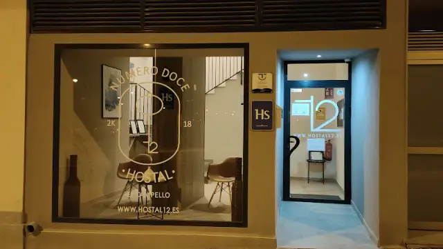 Hostal12