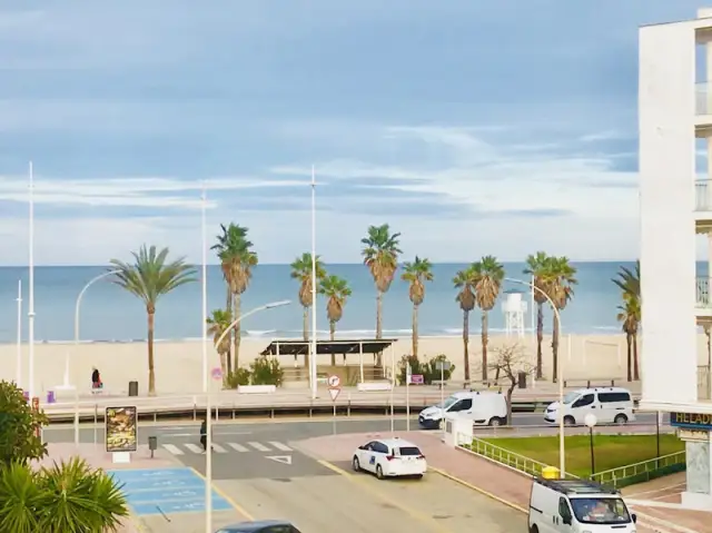 Hugo Beach Hotel