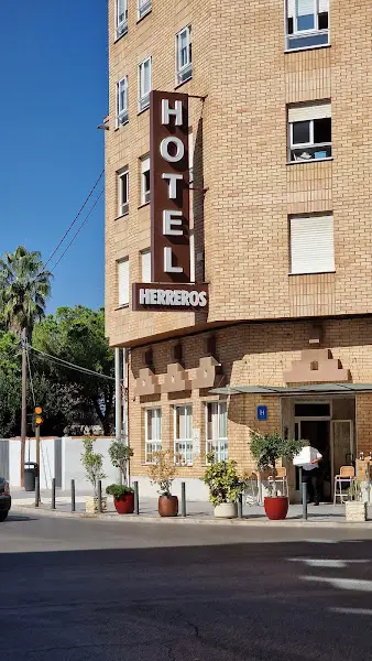 Hotel Herreros