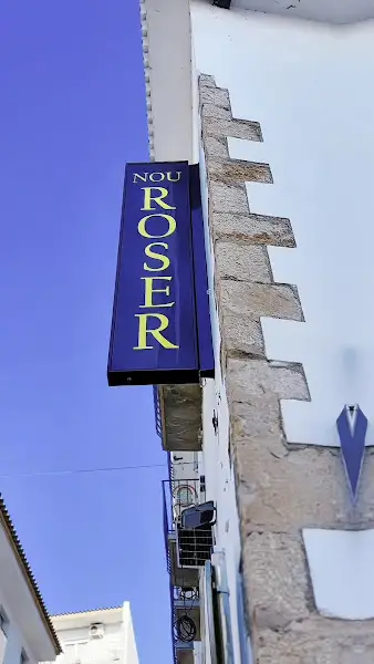 Hostal New Roser