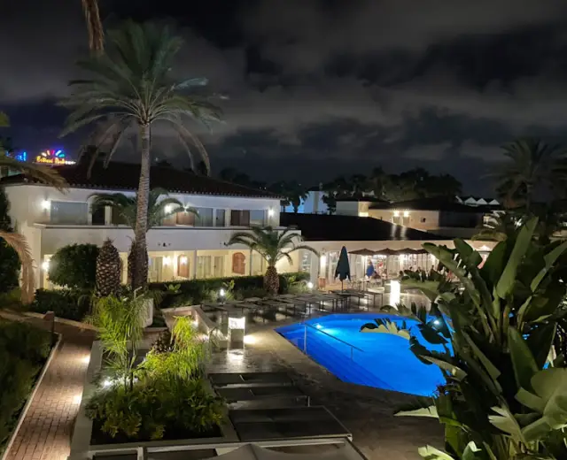 Oassium Hotel - Adults Only