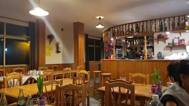 Amparo restaurante Las Hayas