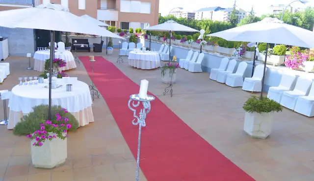 Hotel & Restaurante Infantas de León