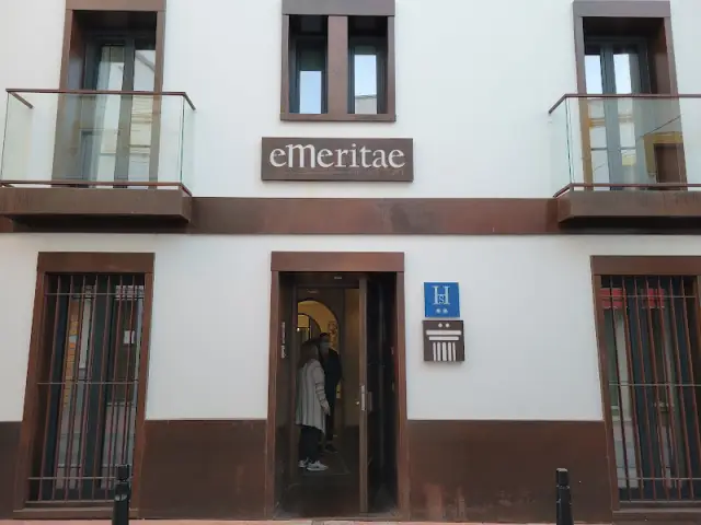 HOSTAL EMERITAE SL