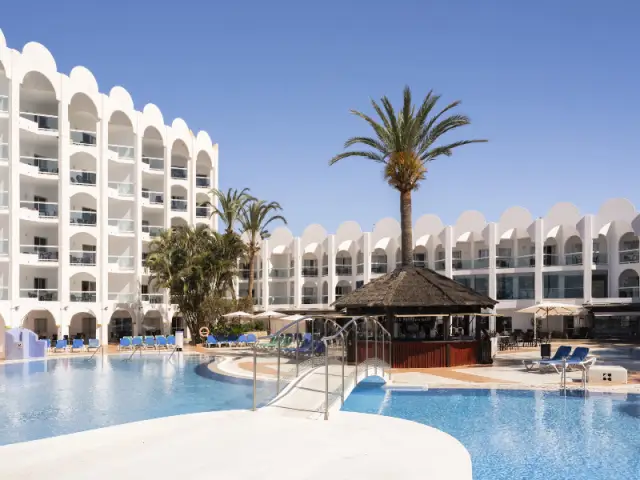 Marinas de Nerja Beach & Spa Aparthotel
