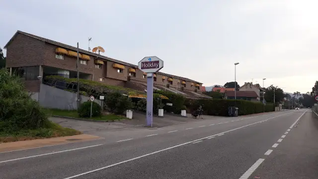 Hotel Holiday