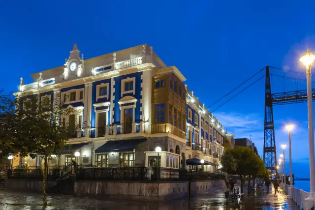 Gran Hotel Puente Colgante