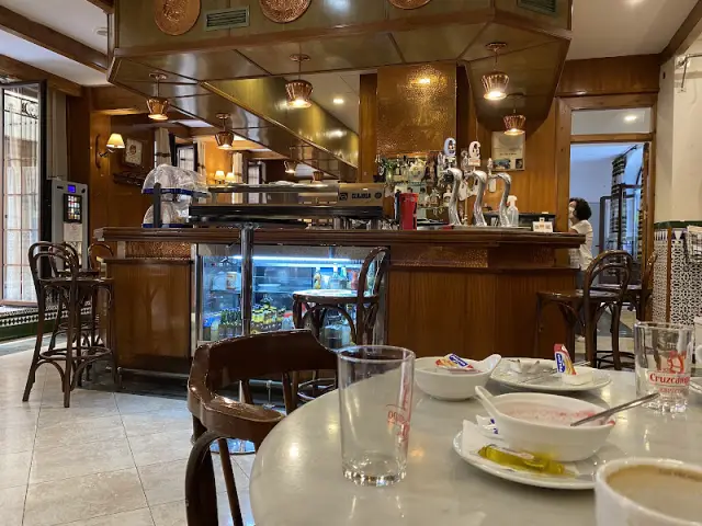 HOSTERIA DE RAFI RESTAURANTE Y CAFETERIA