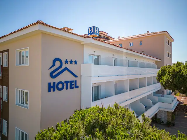 Hotel Pato Rojo