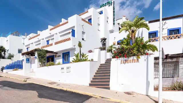 Dorado San José Hostal