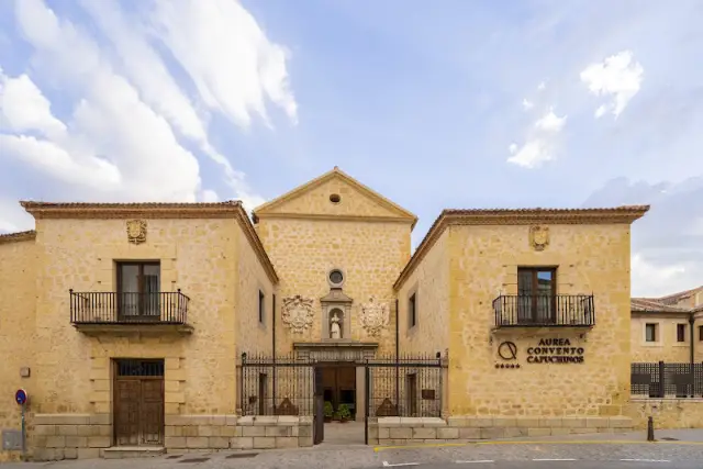 Áurea Convento Capuchinos