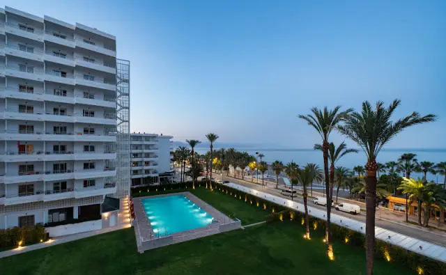 Apartamentos Bajondillo