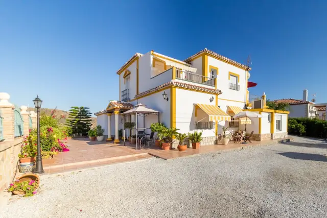 Casa Colina del Sol